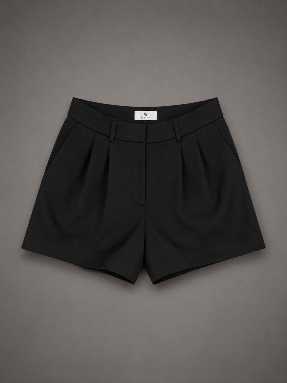 Black Aritzia Babaton Tailored Pleated Shorts – Size 0